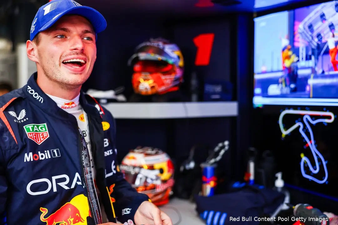 max verstappen petje nederland zandvoort 1 lach blij