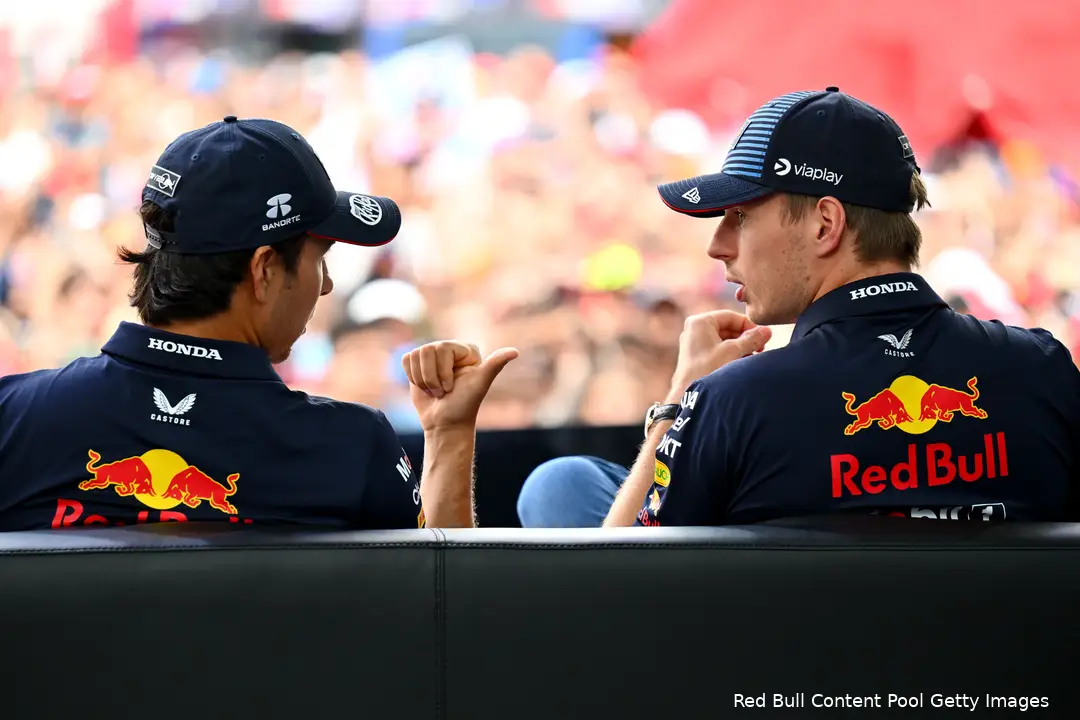 <i>Beide Red Bull-coureurs konden niet maximaliseren.</i>