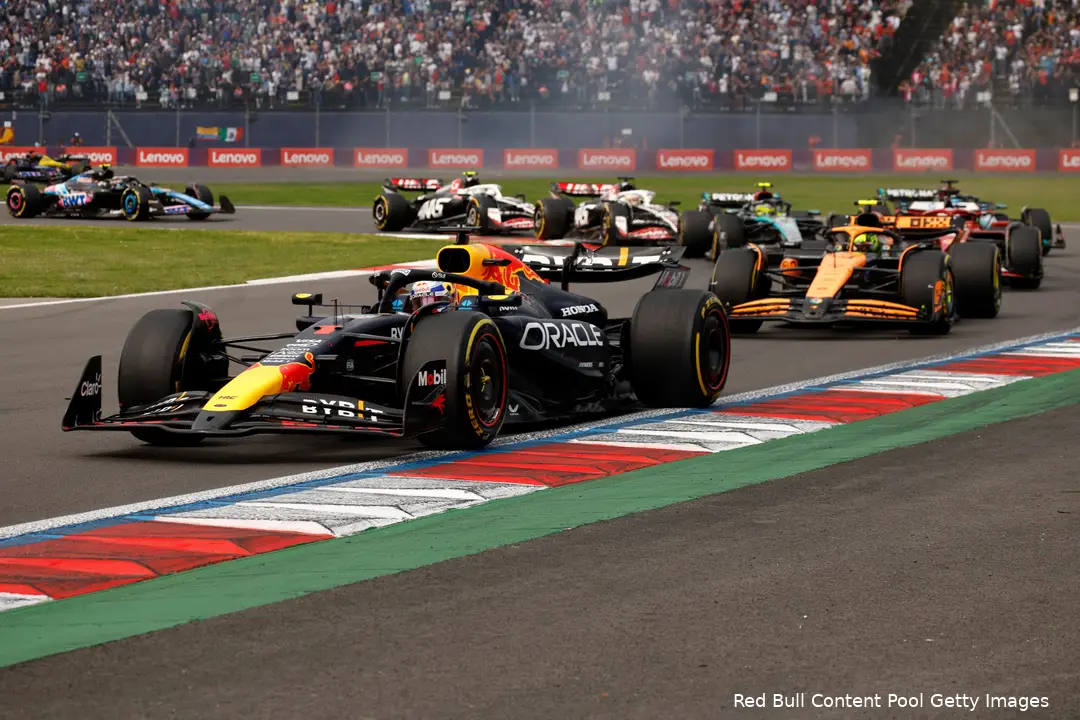 max verstappen rb20 mexico racedag 2024 redbullracing lando norris start