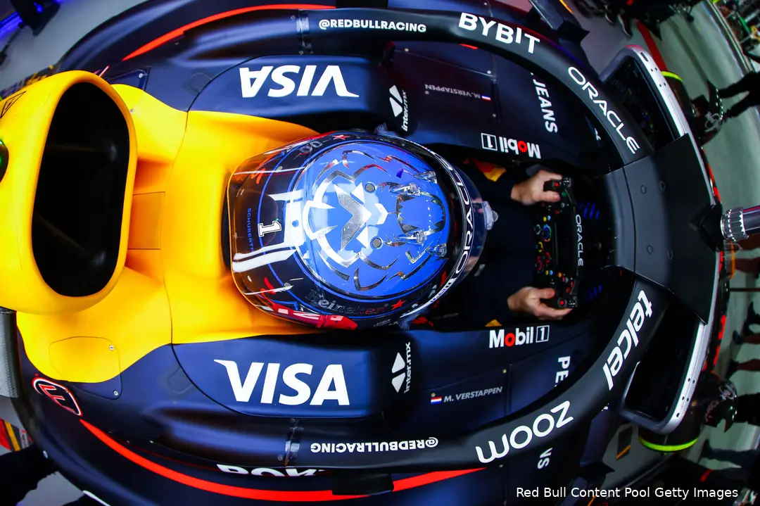 max verstappen red bull racing rb20 las vegas kwalificatie 1 helm