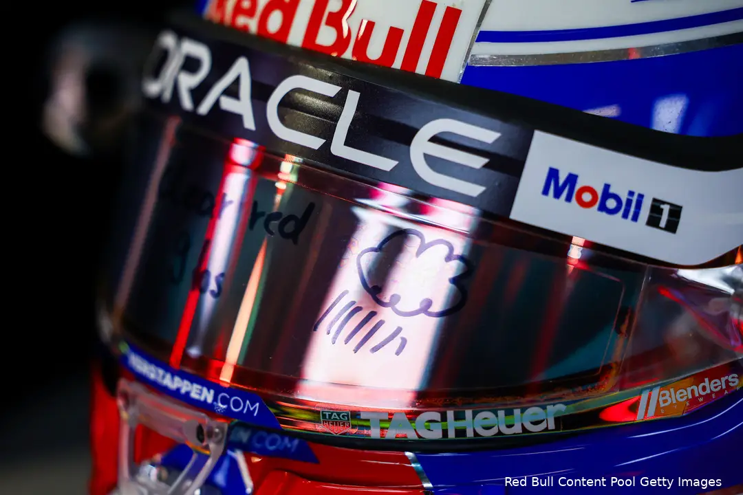 max verstappen regen helm 2024 brazilie kwalificatie