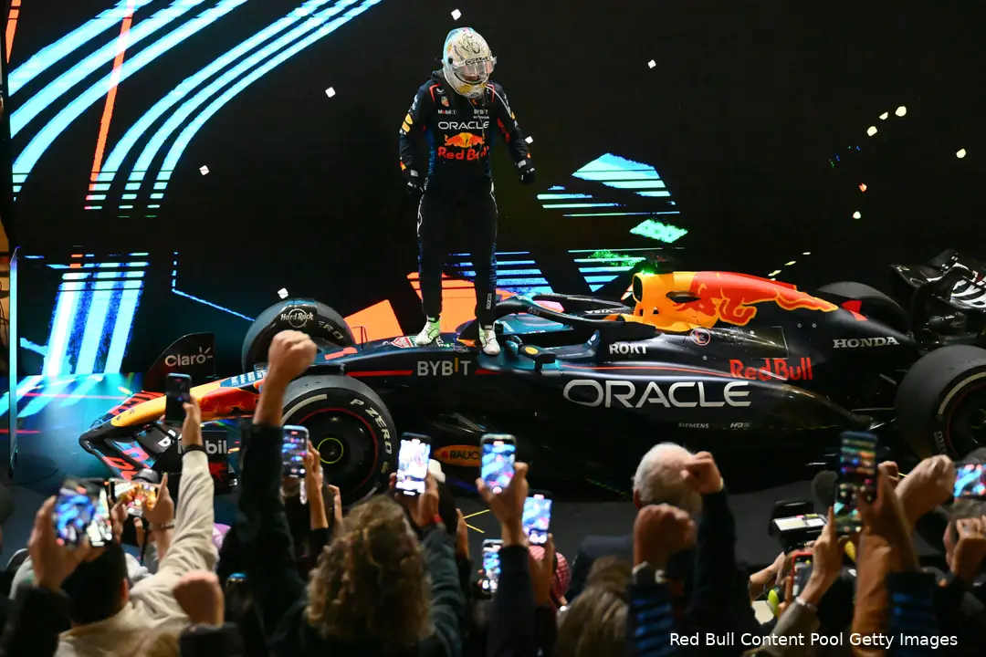<i>Verstappen toonde zijn spierballen in Qatar.</i>