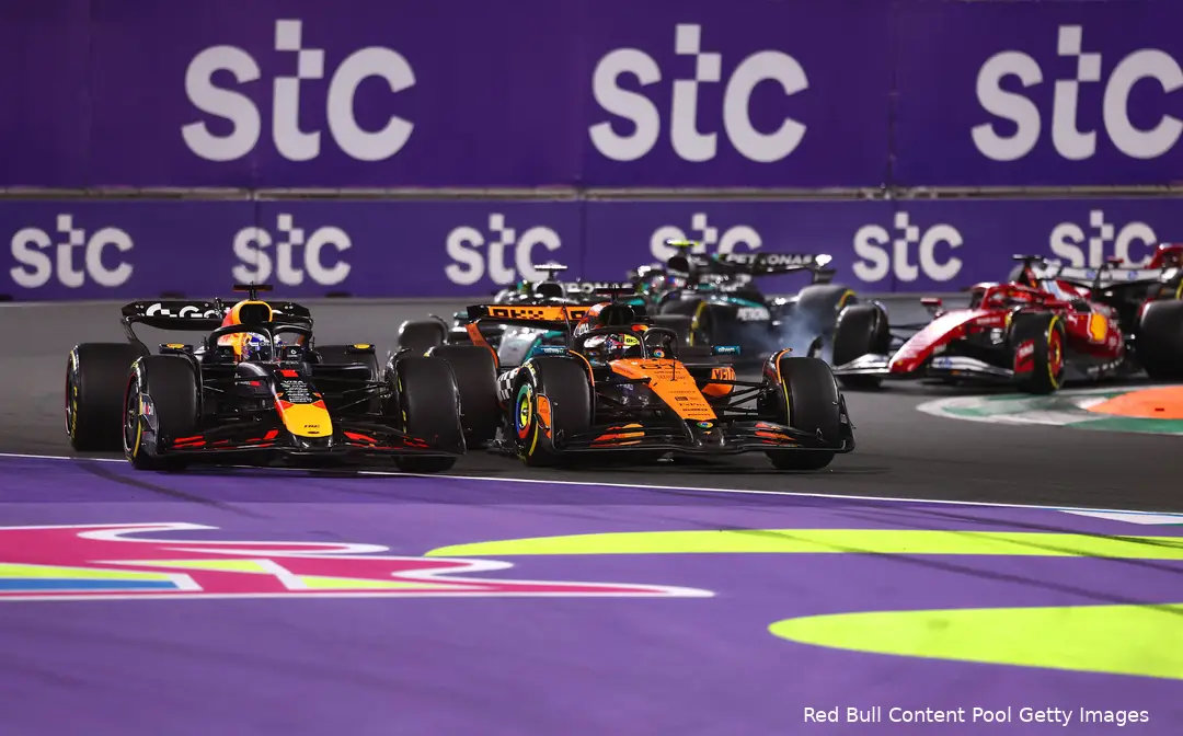 red bull racing max verstappen mclaren oscar piastri gp saoedi arabie 2025 zondag
