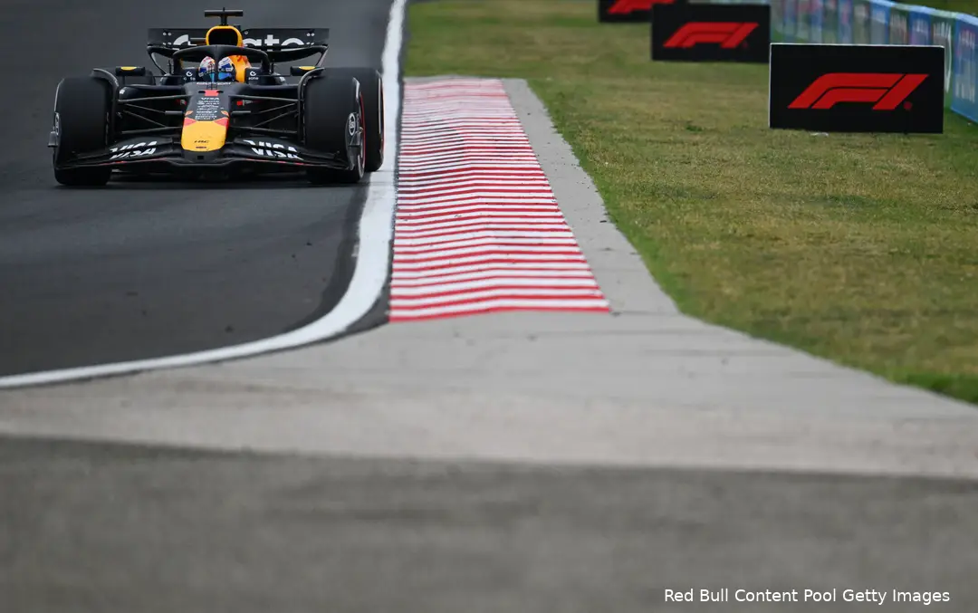 max-verstappen-red-bull-racing-gp-hongarije-2025-zondag-2