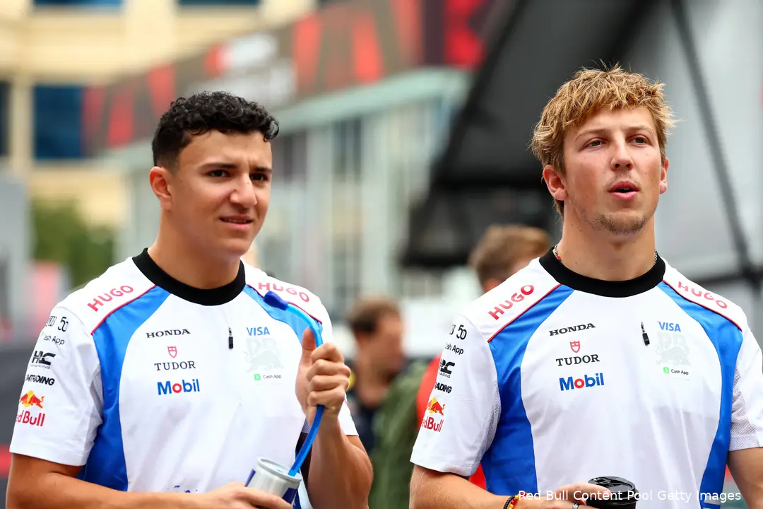 isack-hadjar-liam-lawson-vrijdag-racing-bulls-bakoe