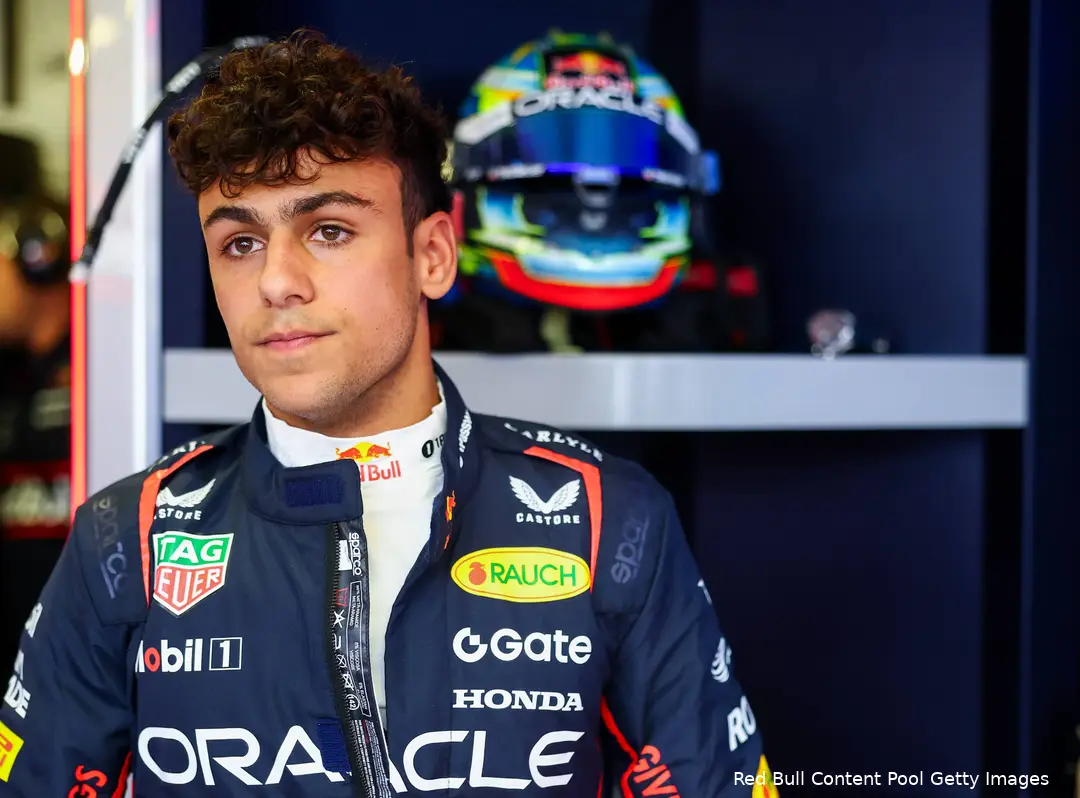 arvid-lindblad-red-bull-racing-gp-mexico-2025-vrijdag-2