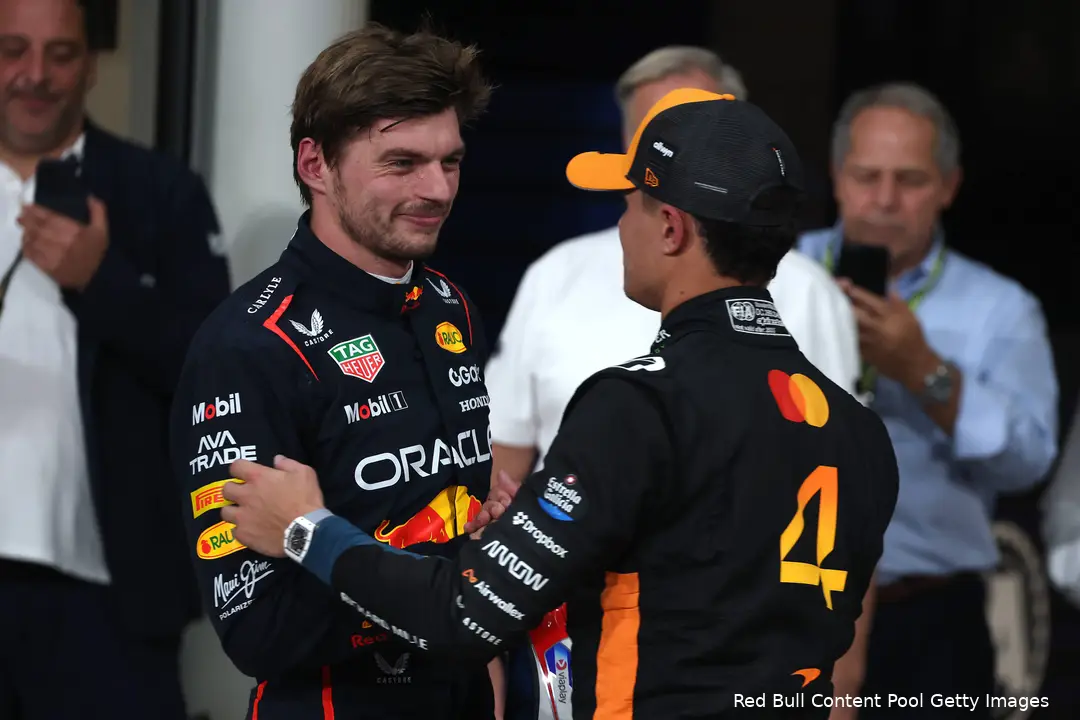 max-verstappen-red-bull-racing-2025-gp-abu-dhabi-zaterdag-mclaren-lando-norris