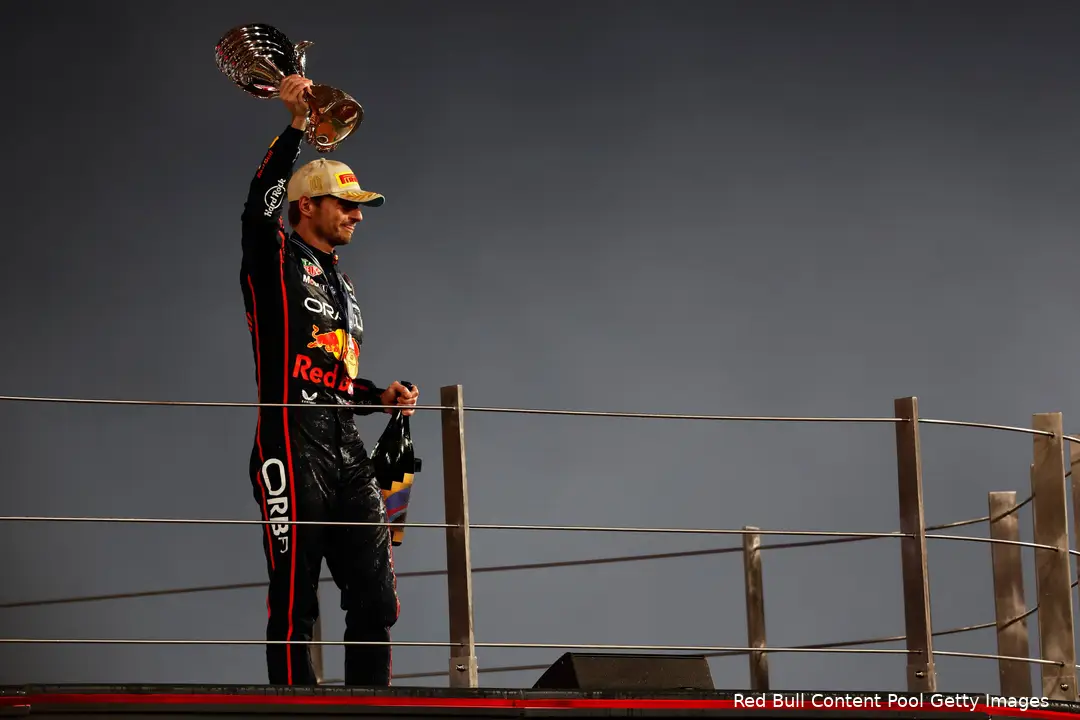 max-verstappen-red-bull-racing-gp-abu-dhabi-2025-zondag-17