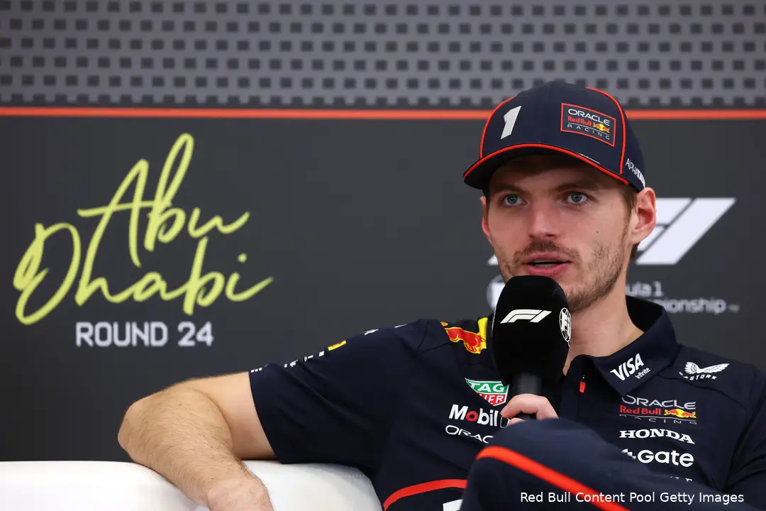 max-verstappen-red-bull-racing-gp-abu-dhabi-2025-zondag-9