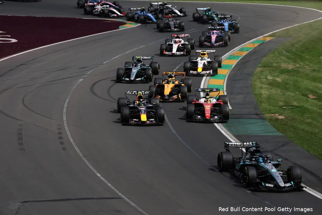 red-bull-racing-gp-australie-zondag-2026-lando-norris-mclaren-isack-hadjar-ferrari-lewis-hamilton-andrea-kimi-antonelli-mercedes-visa-cash-app-rbarvid-lindblad-george-russell