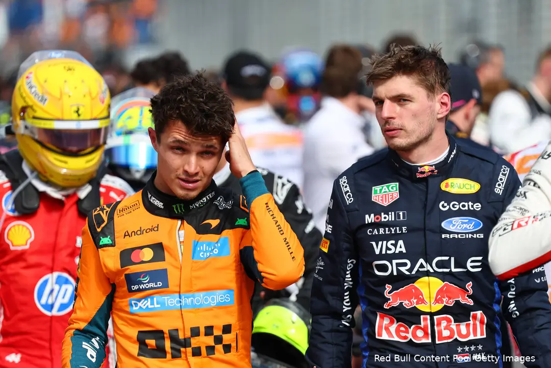 red-bull-racing-max-verstappen-gp-australie-zondag-2026-lewis-hamilton-ferrari-mclaren-lando-norris