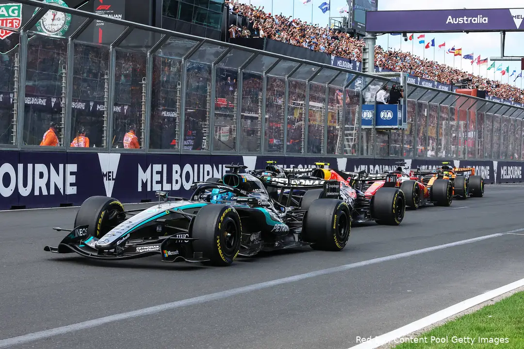 red-bull-racing-max-verstappen-gp-australie-zondag-2026-mercedes-george-russell