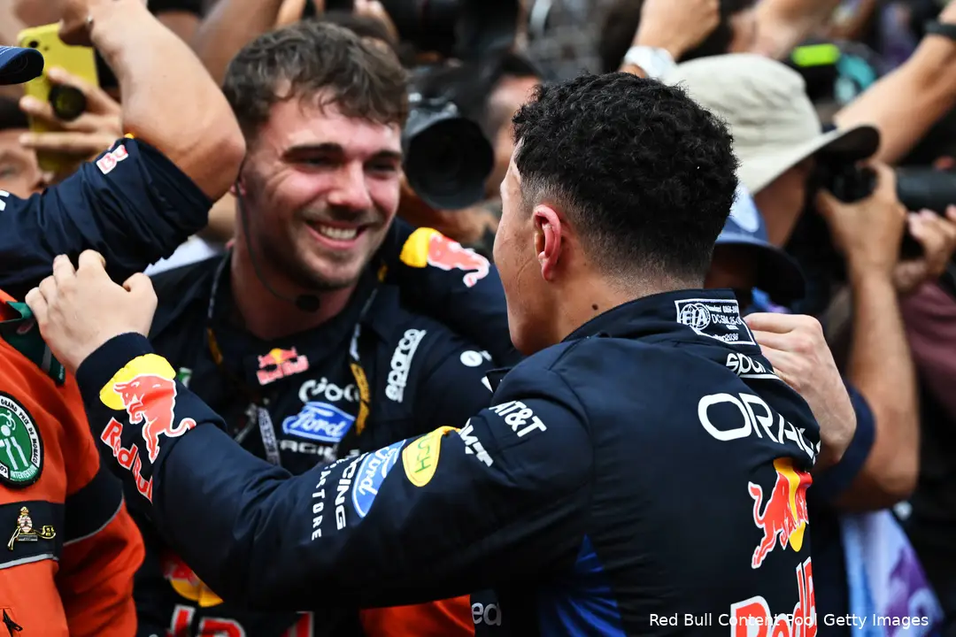 monteurs-team-isack-hadjar-podium-red-bull-racing-2026-monaco-zondag-grand-prix