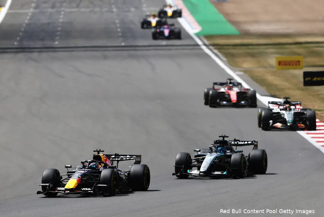 max-verstappen-red-bull-racing-gp-groot-brittannie-2026-zaterdag-mercedes