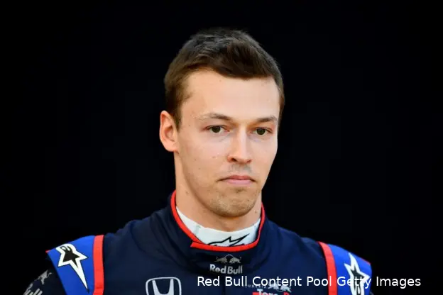 Daniil kvyat toro rosso 2019 gp australie party mode geen idee