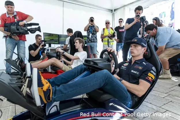 Verstappen simracing