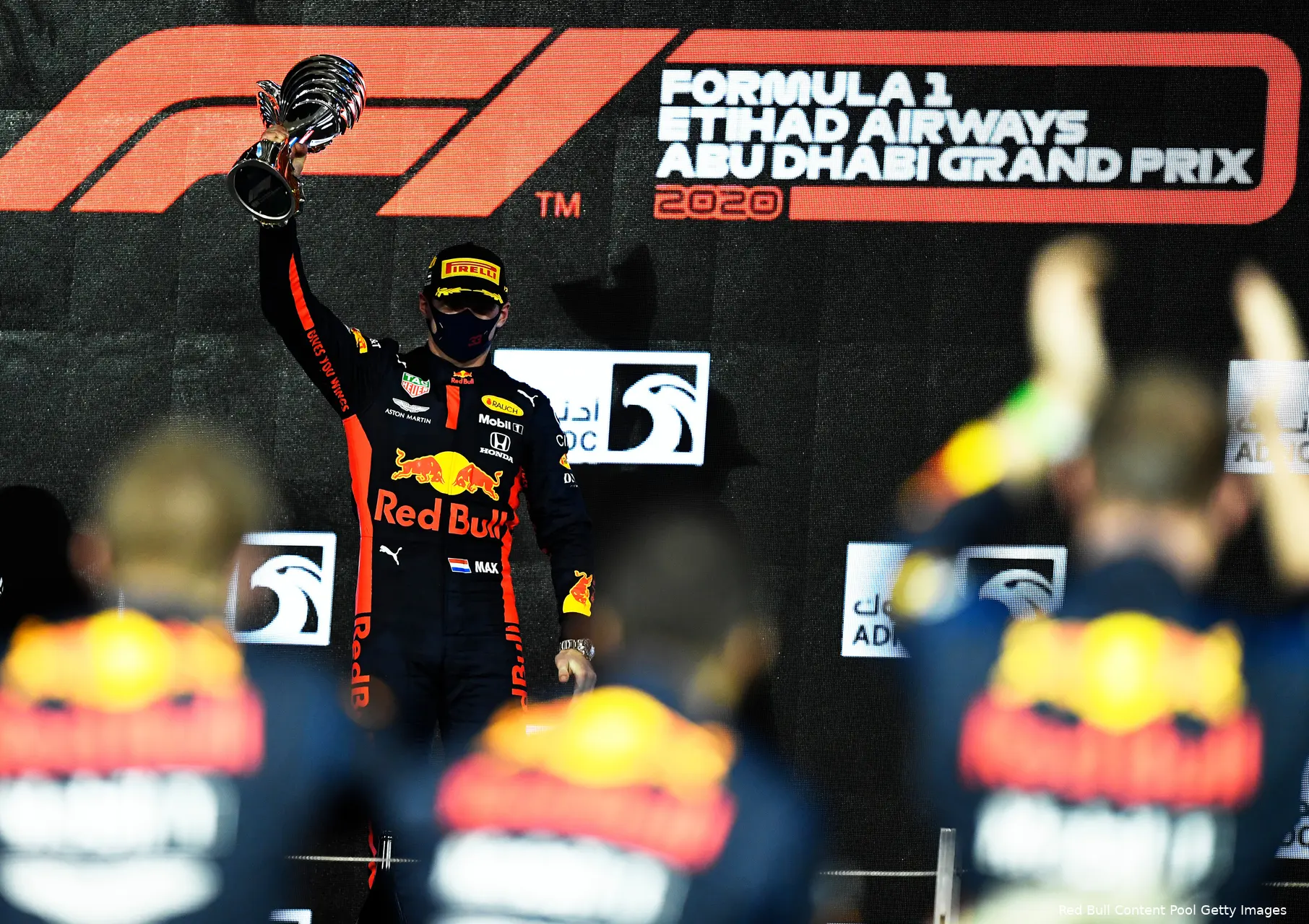 Verstappen beker Abu Dhabi 2020