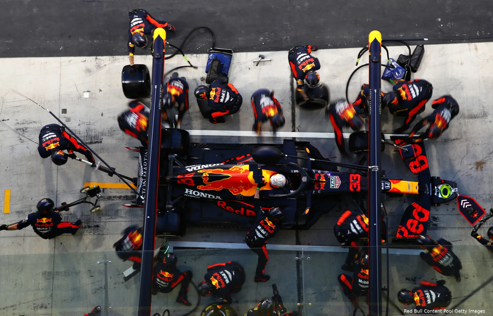 Max Verstappen pitstop