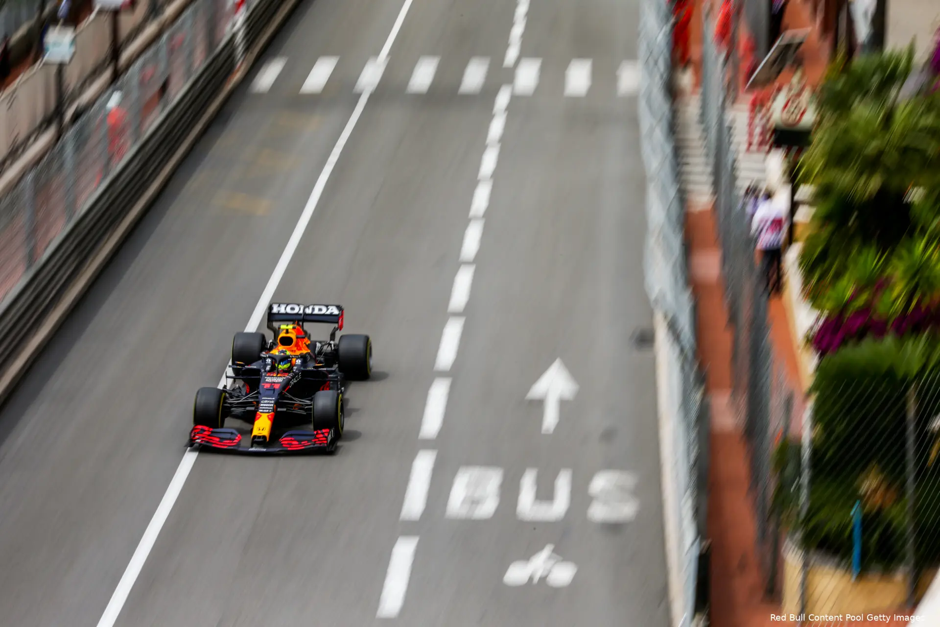 sergio perez hoe laat begint de grand prix van monaco 2021