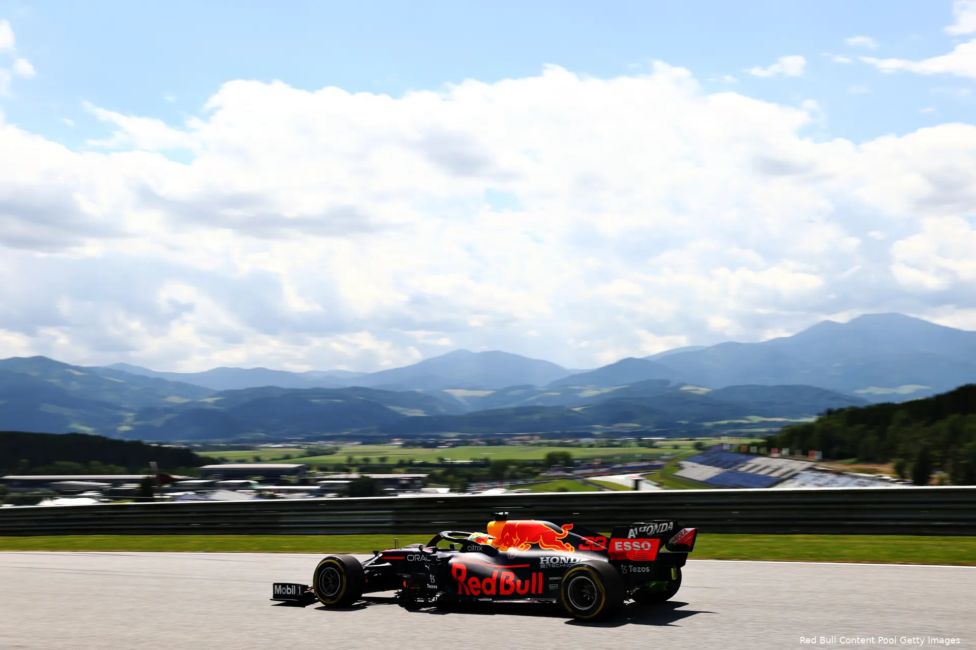 Max Verstappen RB16B Red Bull Stiermarken