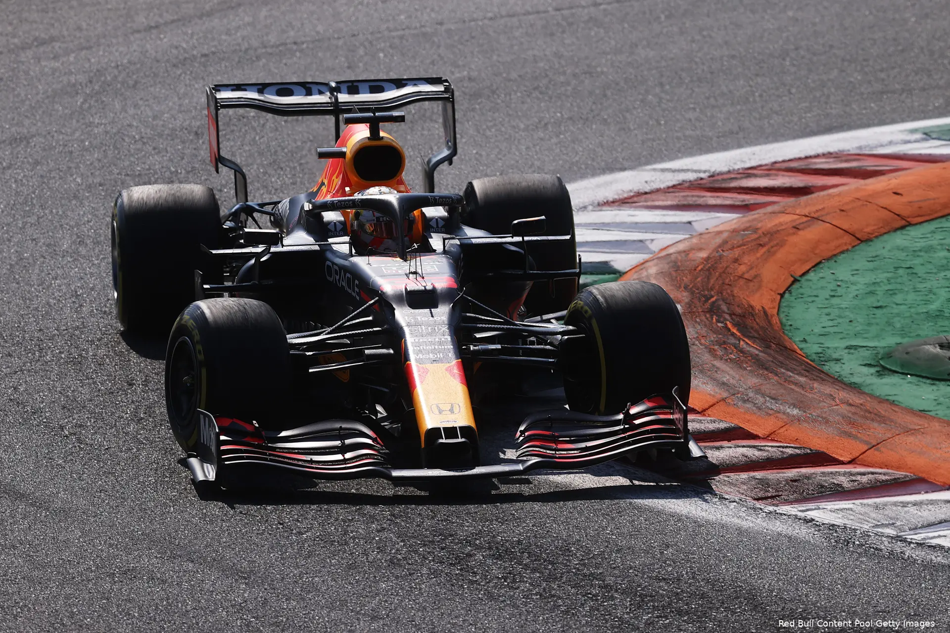 Max Verstappen RB16B Red Bull Italië