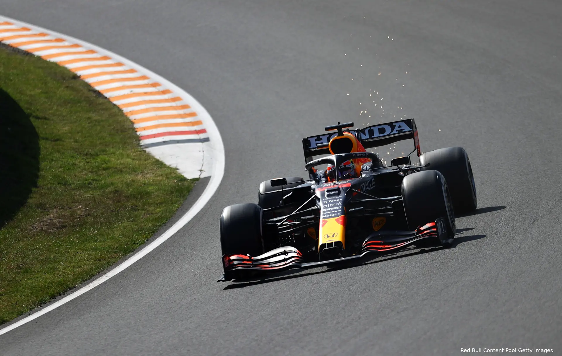 Max Verstappen RB16B Red Bull Nederland