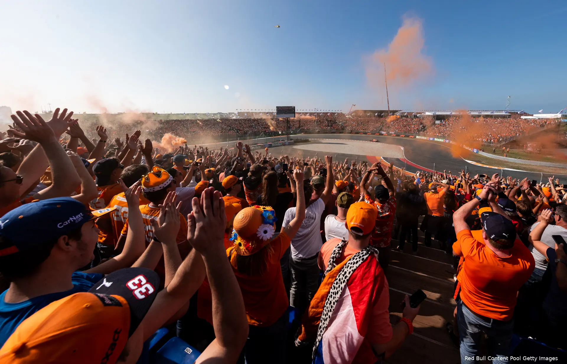 max verstappen zandvoort dutch gp red bull fans tribune oranje