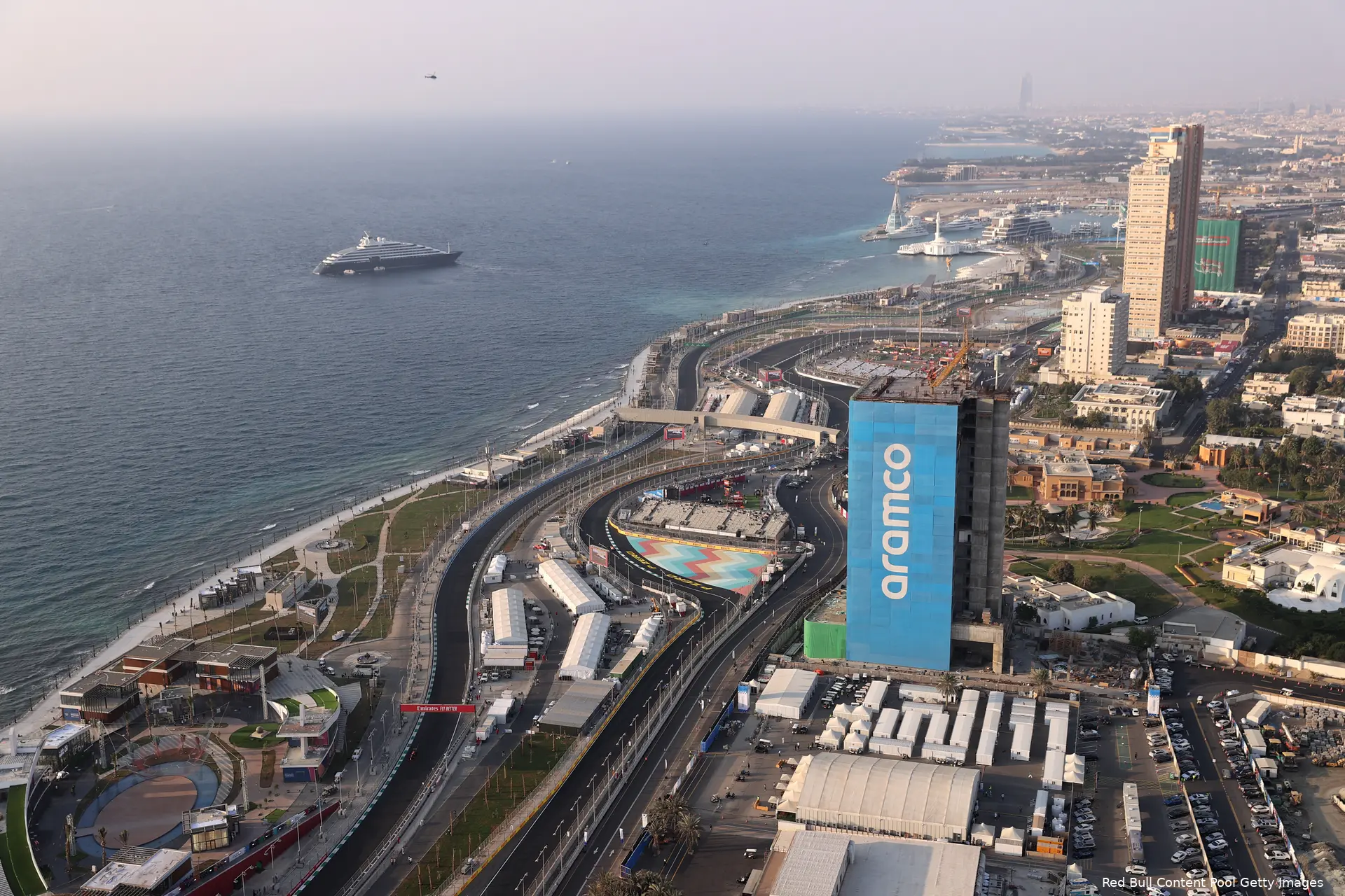 Jeddah street circuit live f1