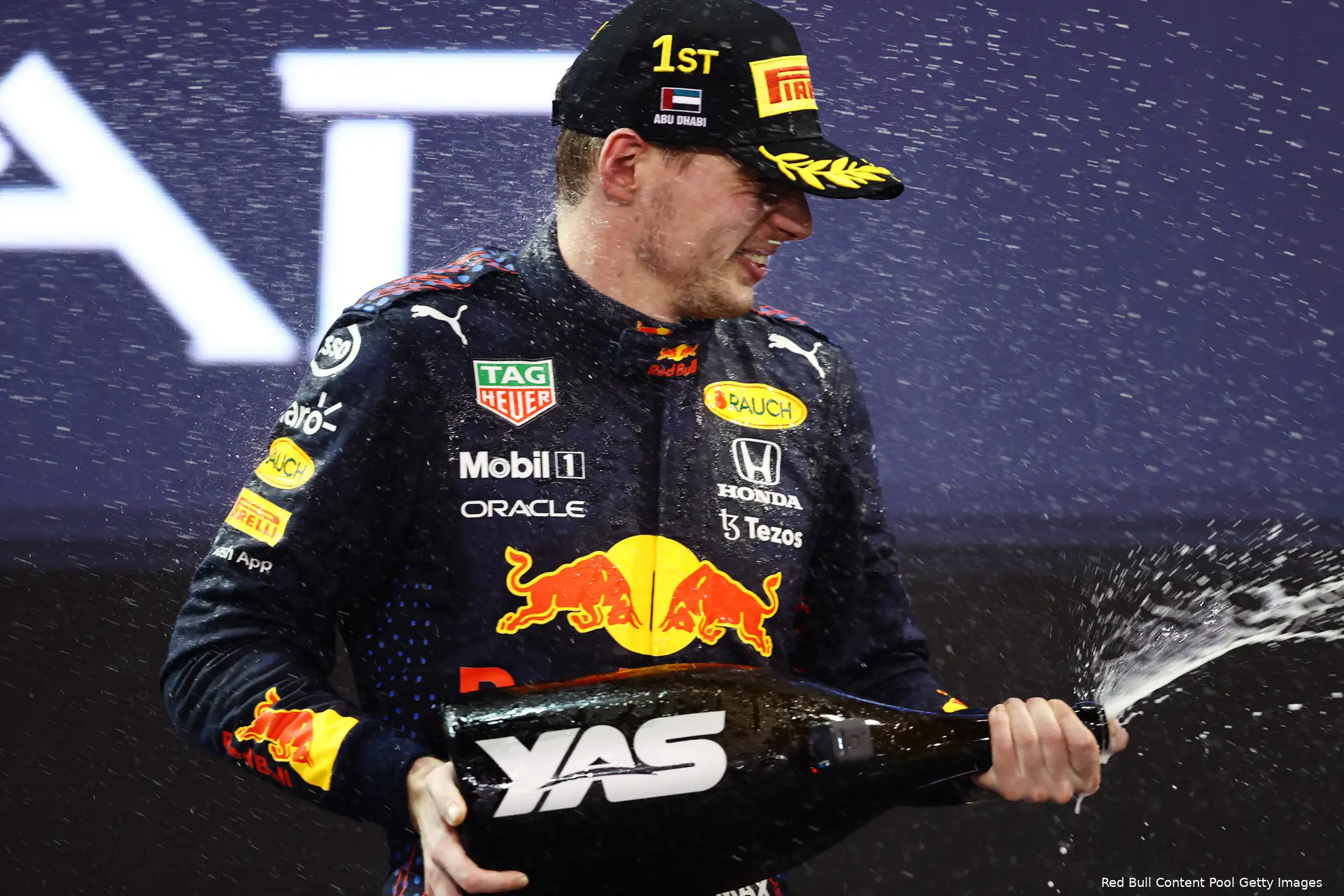 Max Verstappen champagne abu dhabi