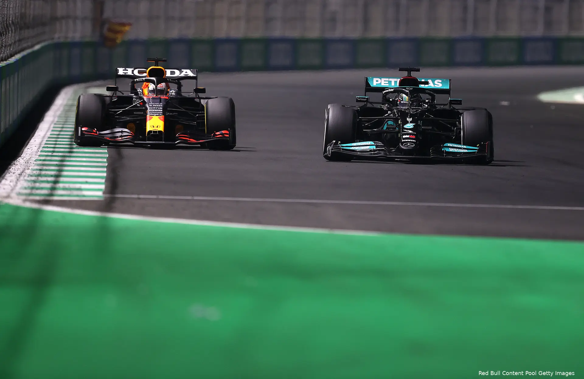 Verstappen Hamilton Jeddah GP 2021