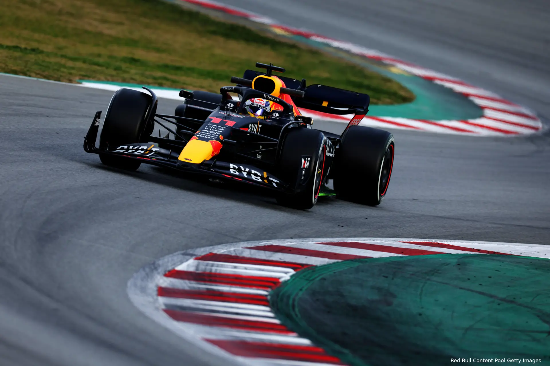 Sergio Pérez RB18 Red Bull Racing Test Barcelona