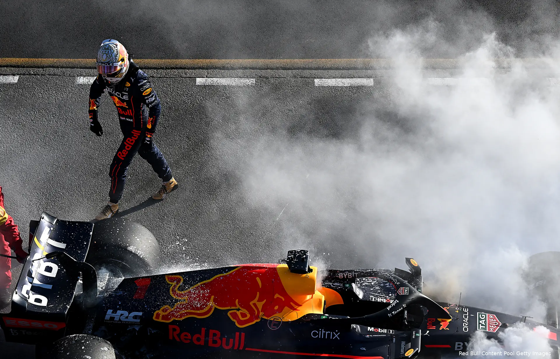 Max verstappen dnf red bull