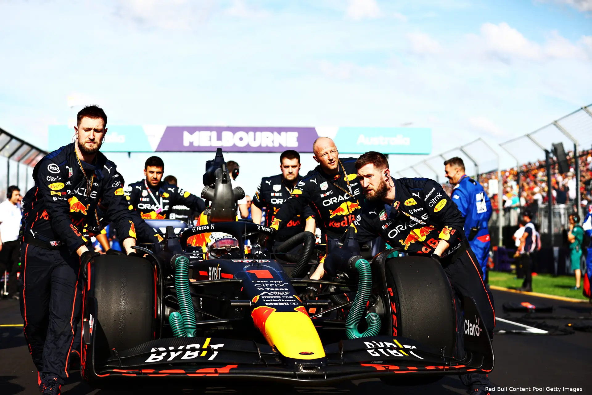 Red Bull start f1