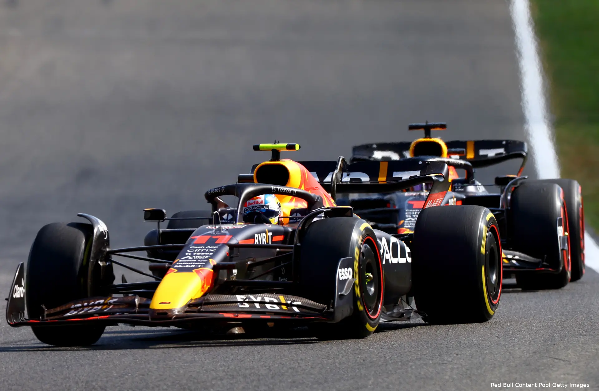 Sergio Pérez Max Verstappen RB18 Red Bull Racing F1 GP België 2022