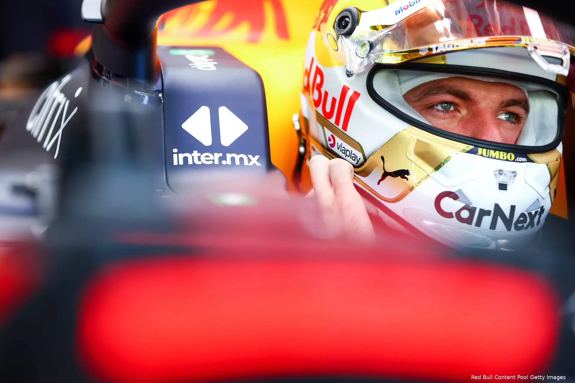 Max Verstappen RB18 Red Bull Racing F1 GP Singapore 2022