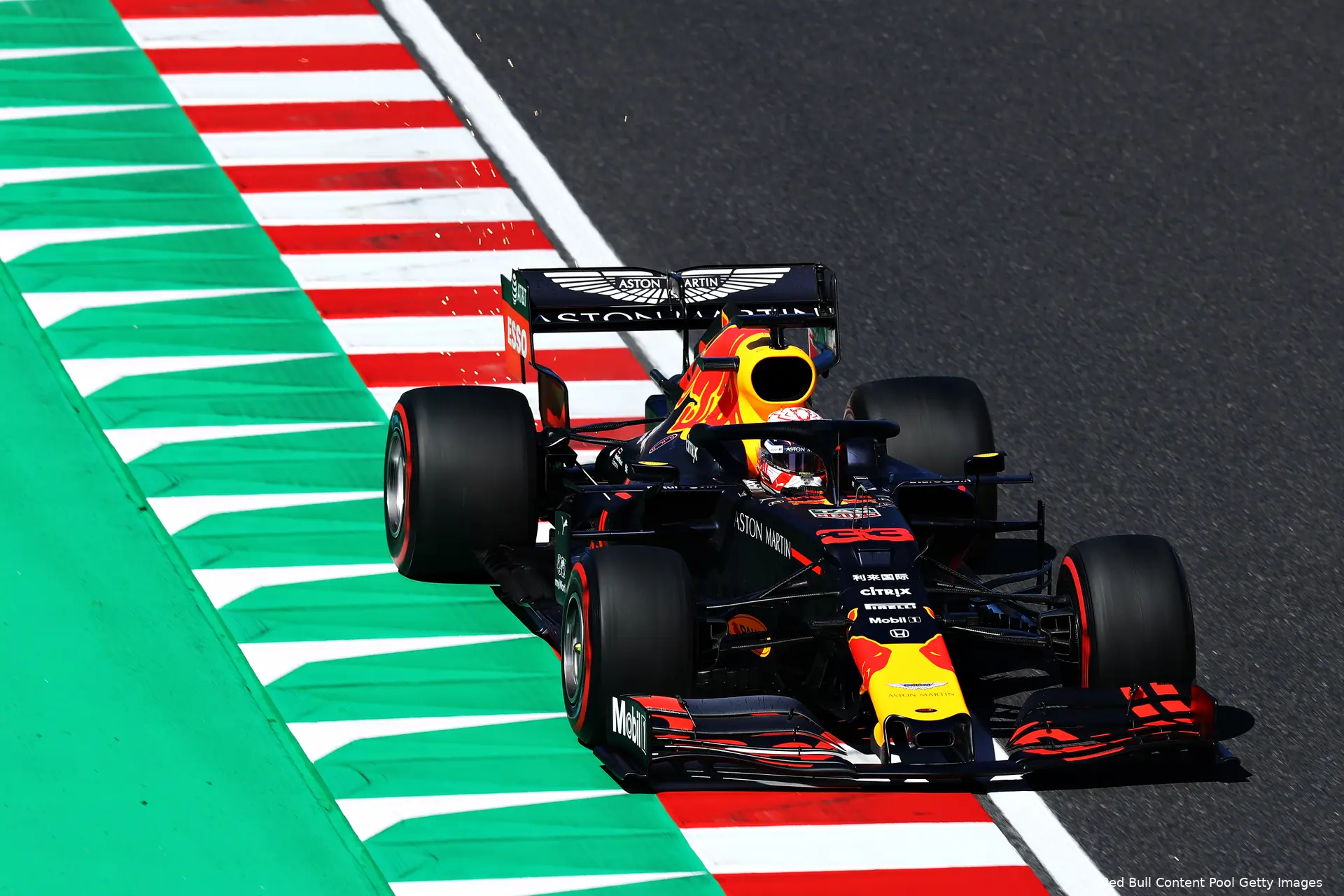 Max Verstappen RB15 Red Bull Racing F1 GP Japan 2019
