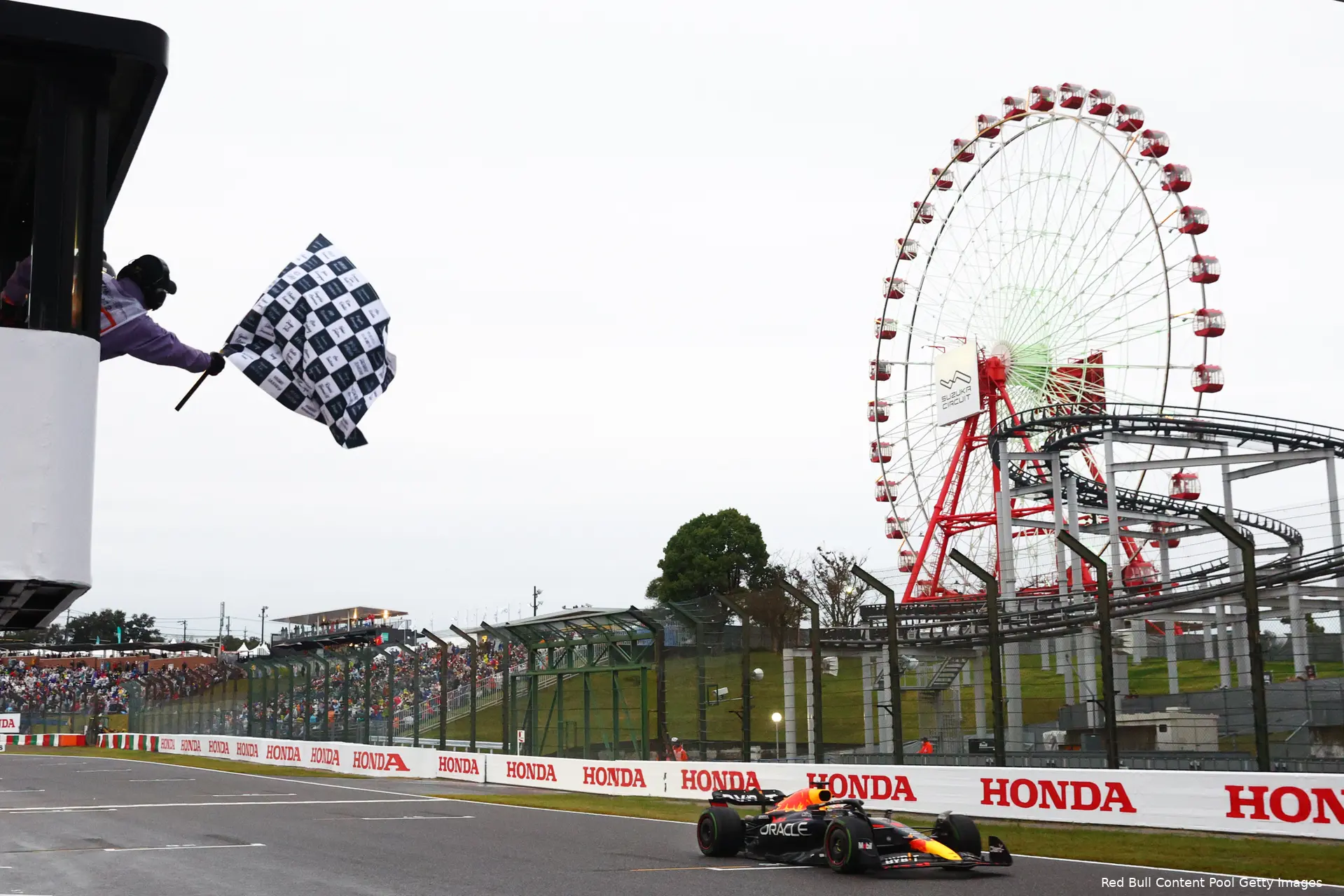 Max Verstappen RB18 Red Bull Racing F1 GP Japan 2022