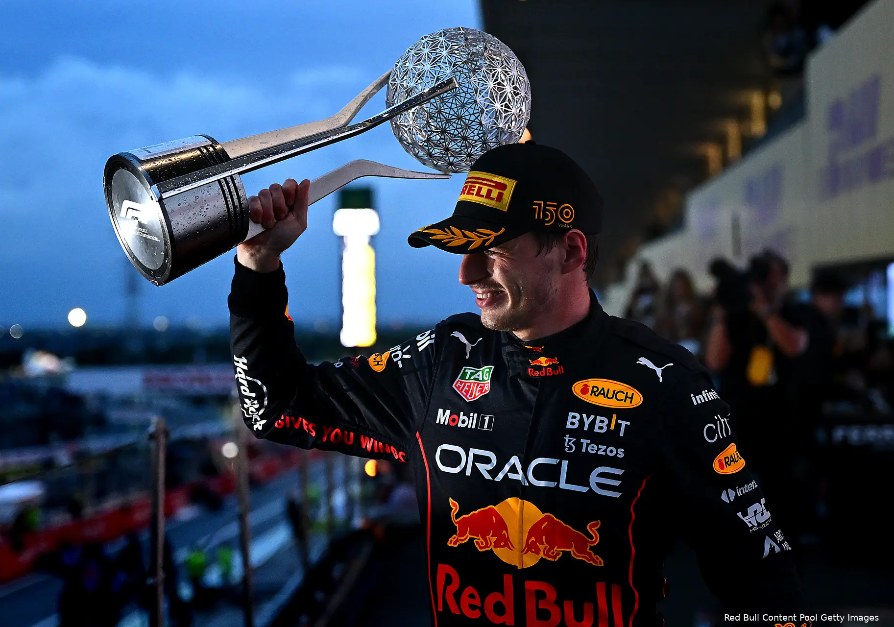 Max Verstappen Red Bull Racing F1 GP Japan 2022