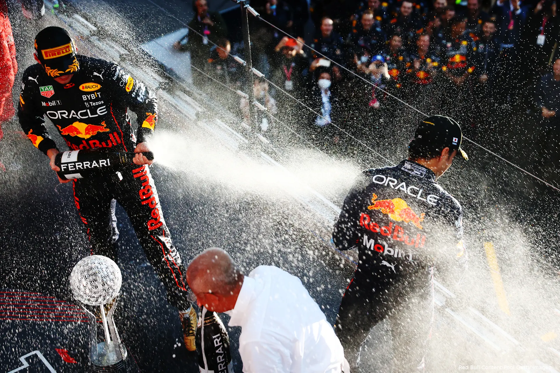 Sergio Pérez Max Verstappen Red Bull Racing F1 GP Japan 2022