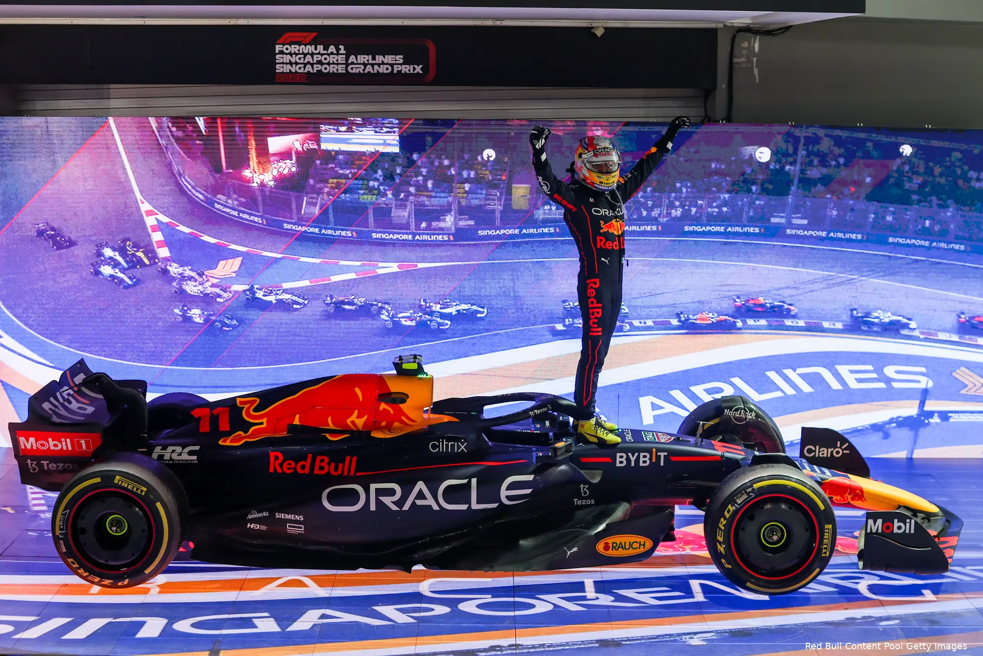 Sergio Pérez RB18 Red Bull Racing F1 GP Singapore 2022