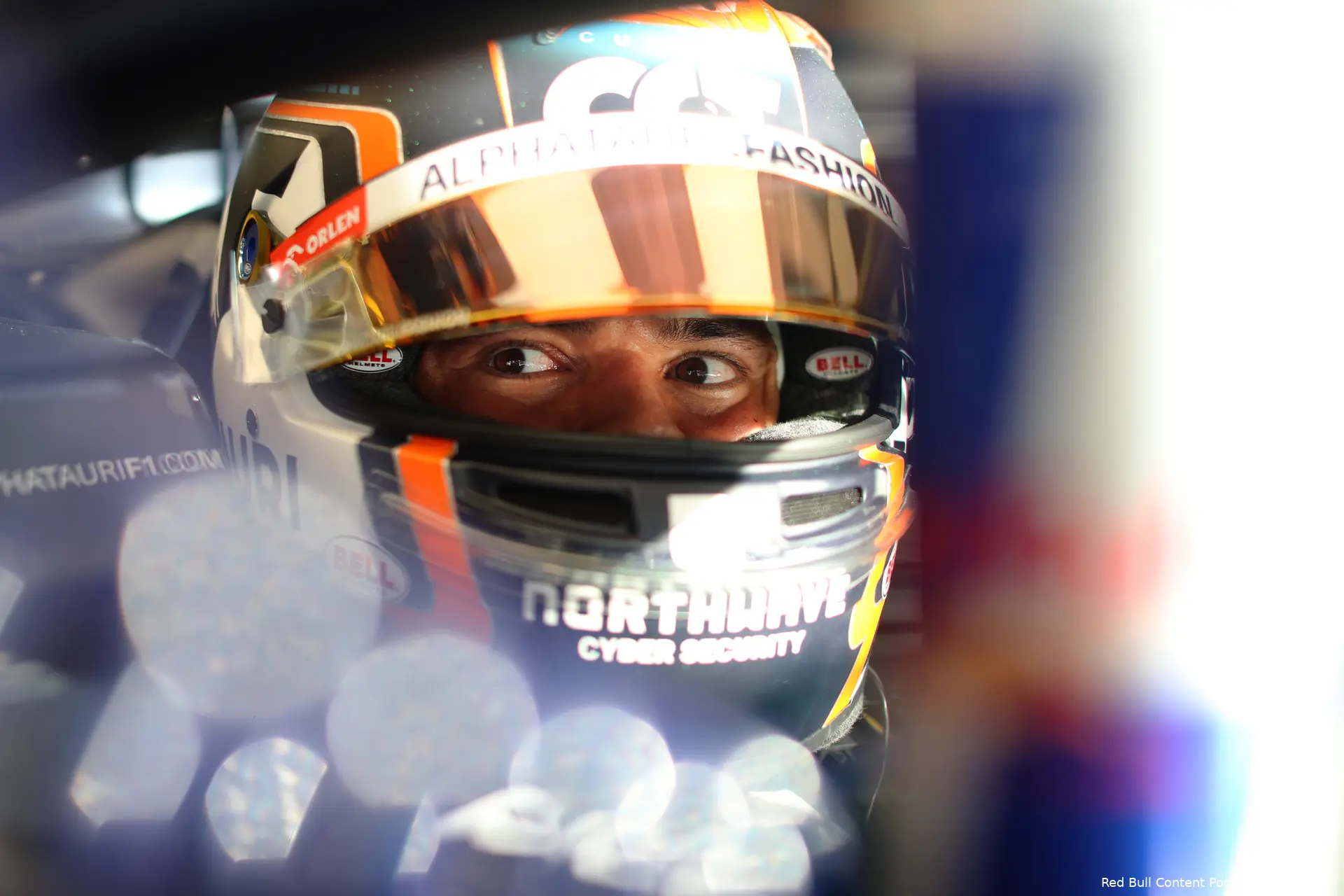 nyck de vries at04 alphatauri f1 testing bahrein 2023