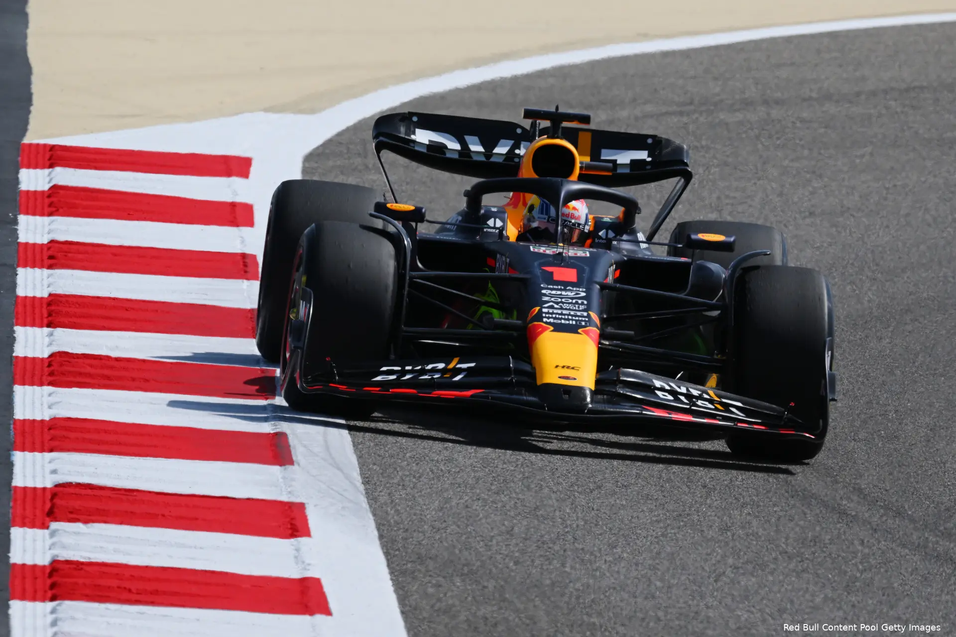 red bull racing verstappen bahrein test