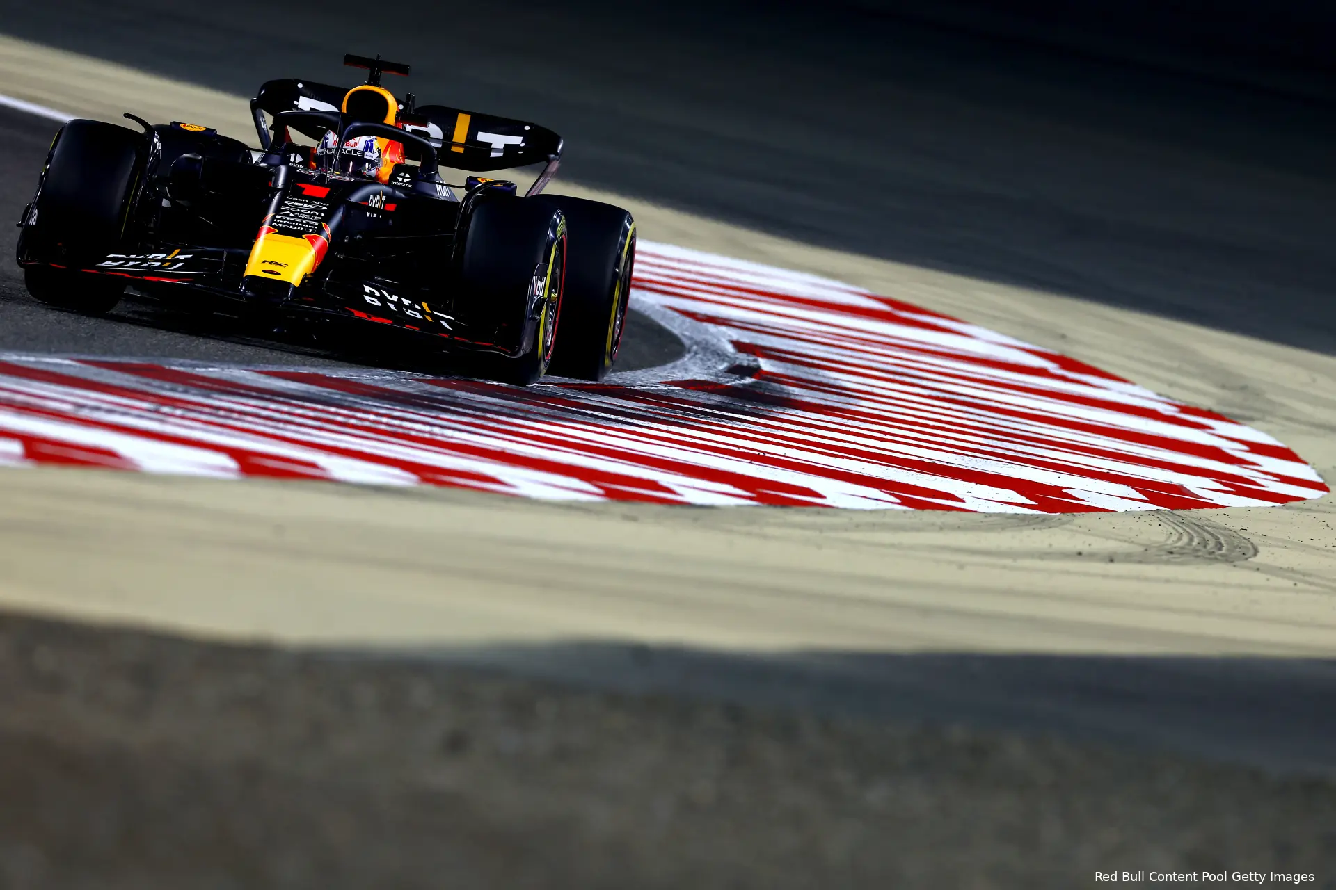 red bull racing verstappen bahrein test