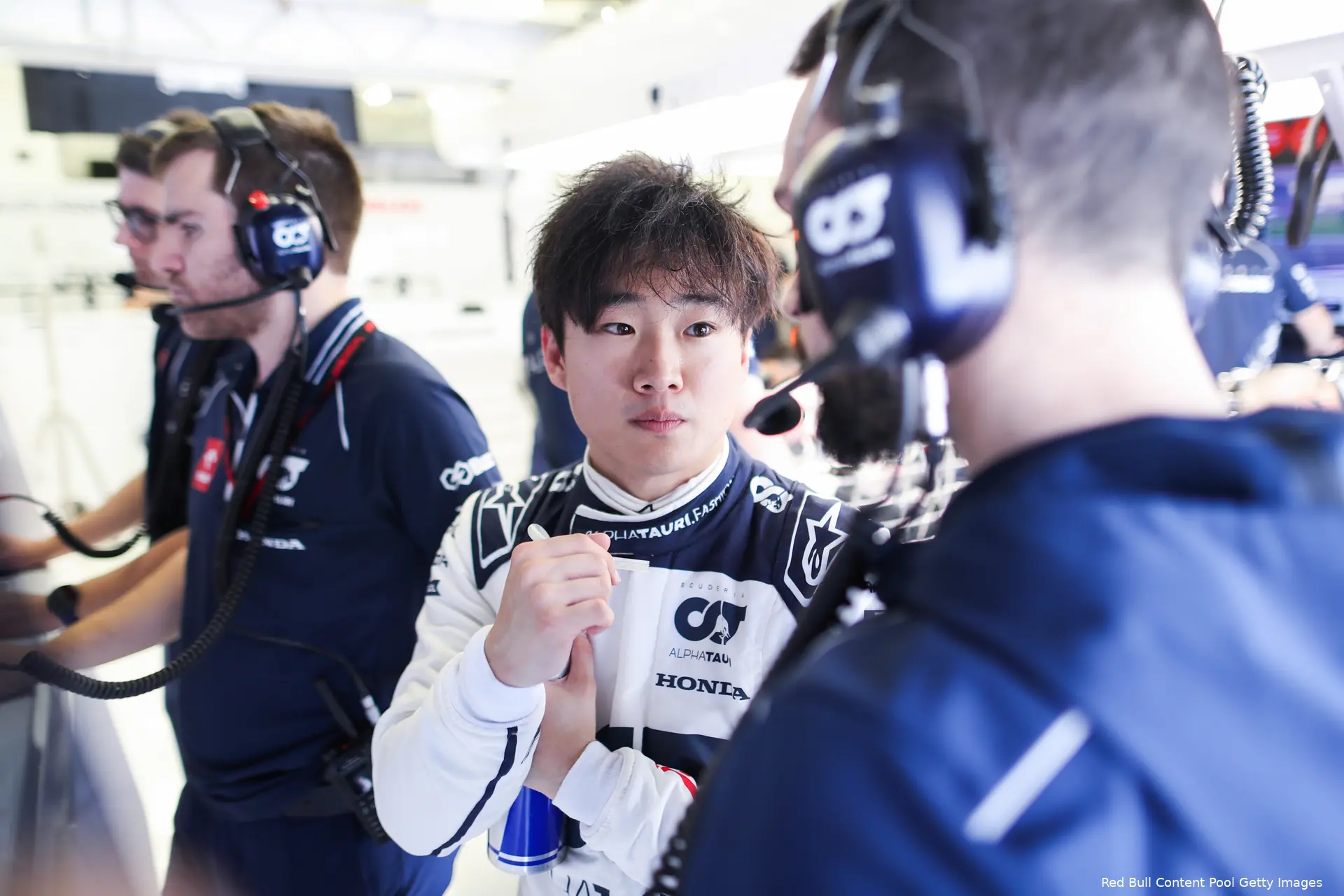 yuki tsunoda alphatauri f1 testing bahrein 2023