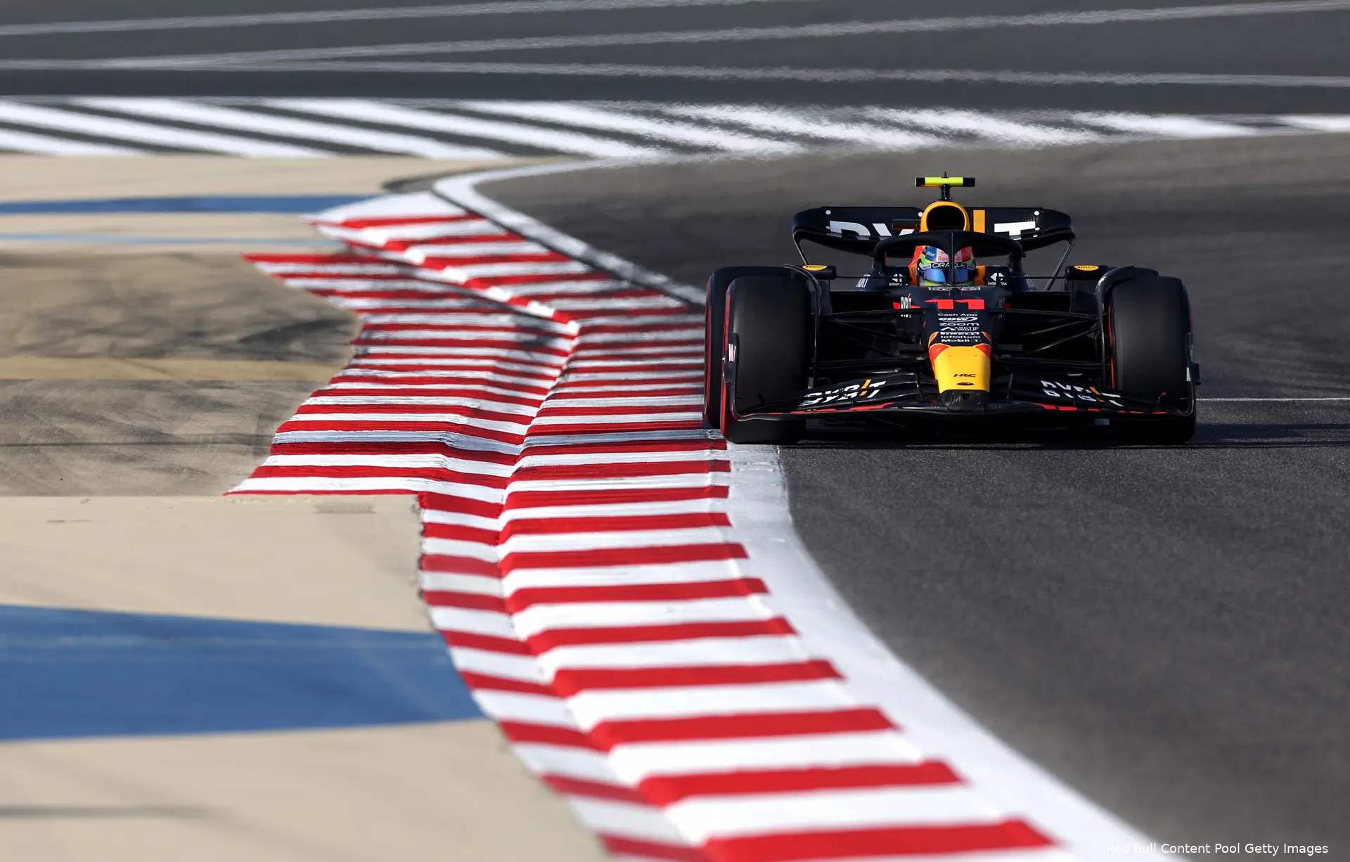 sergio perez rb19 red bull racing f1 gp bahrein 2023