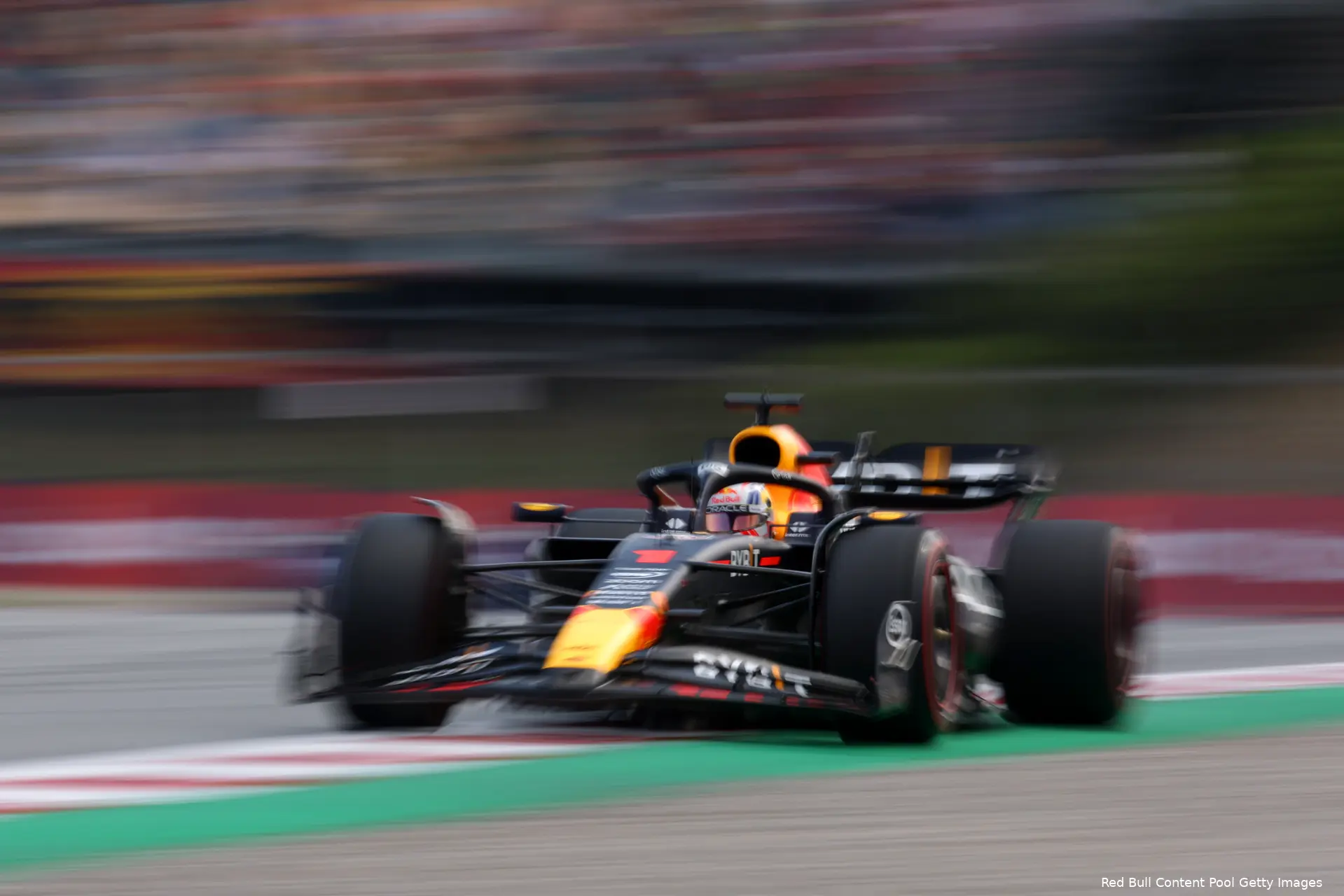 max verstappen rb19 red bull racing f1 gp spanje 2023