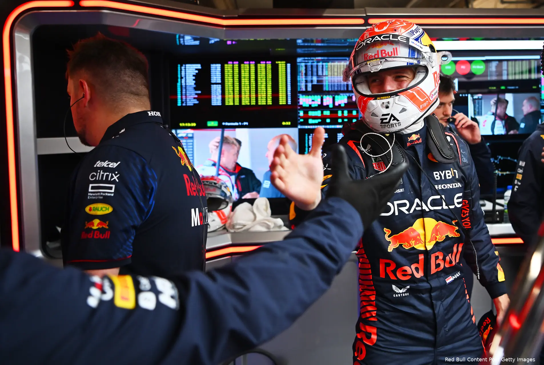 max verstappen red bull garage