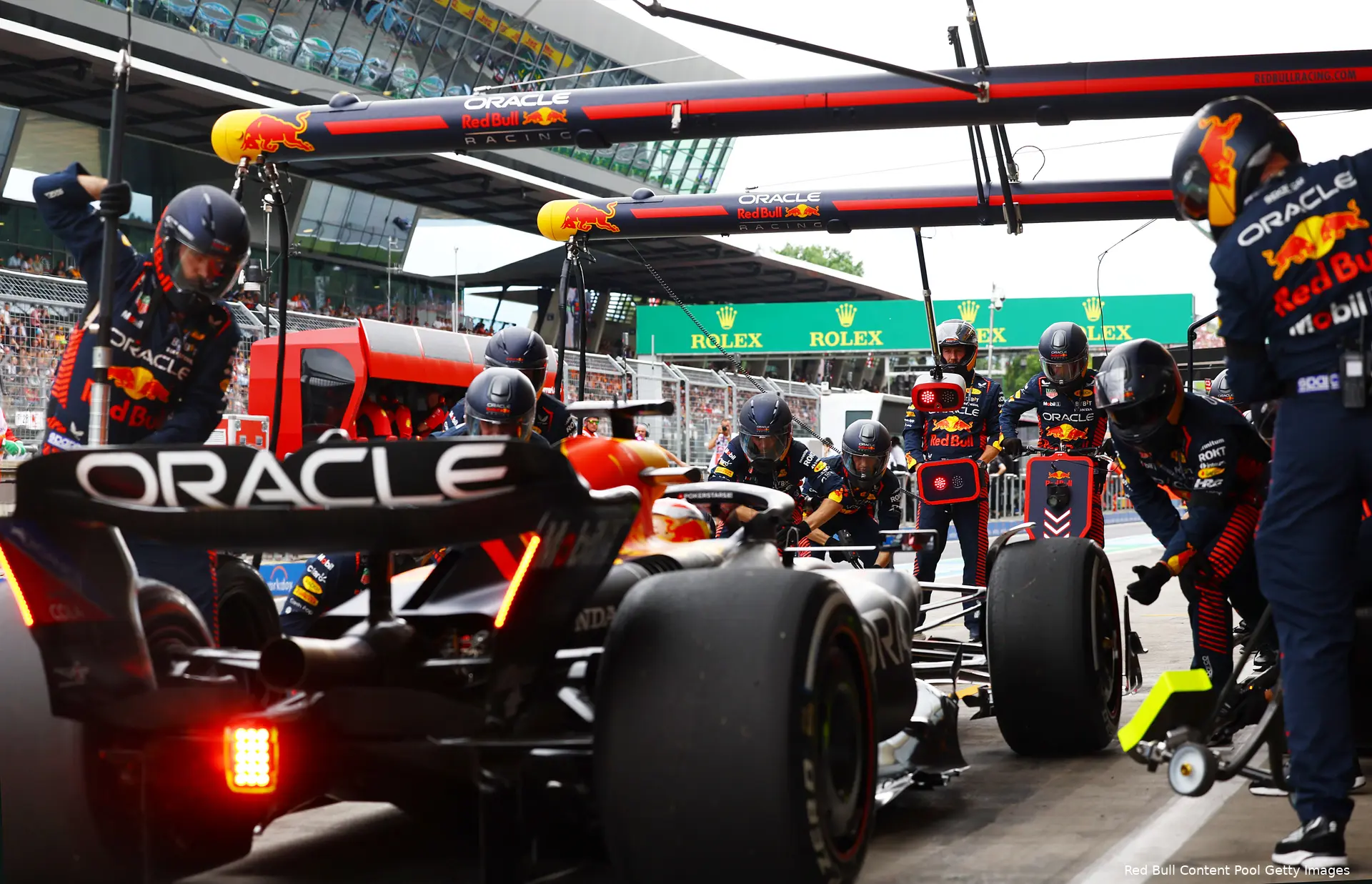 verstappen red bull pitstop gp oostenrijk 2023
