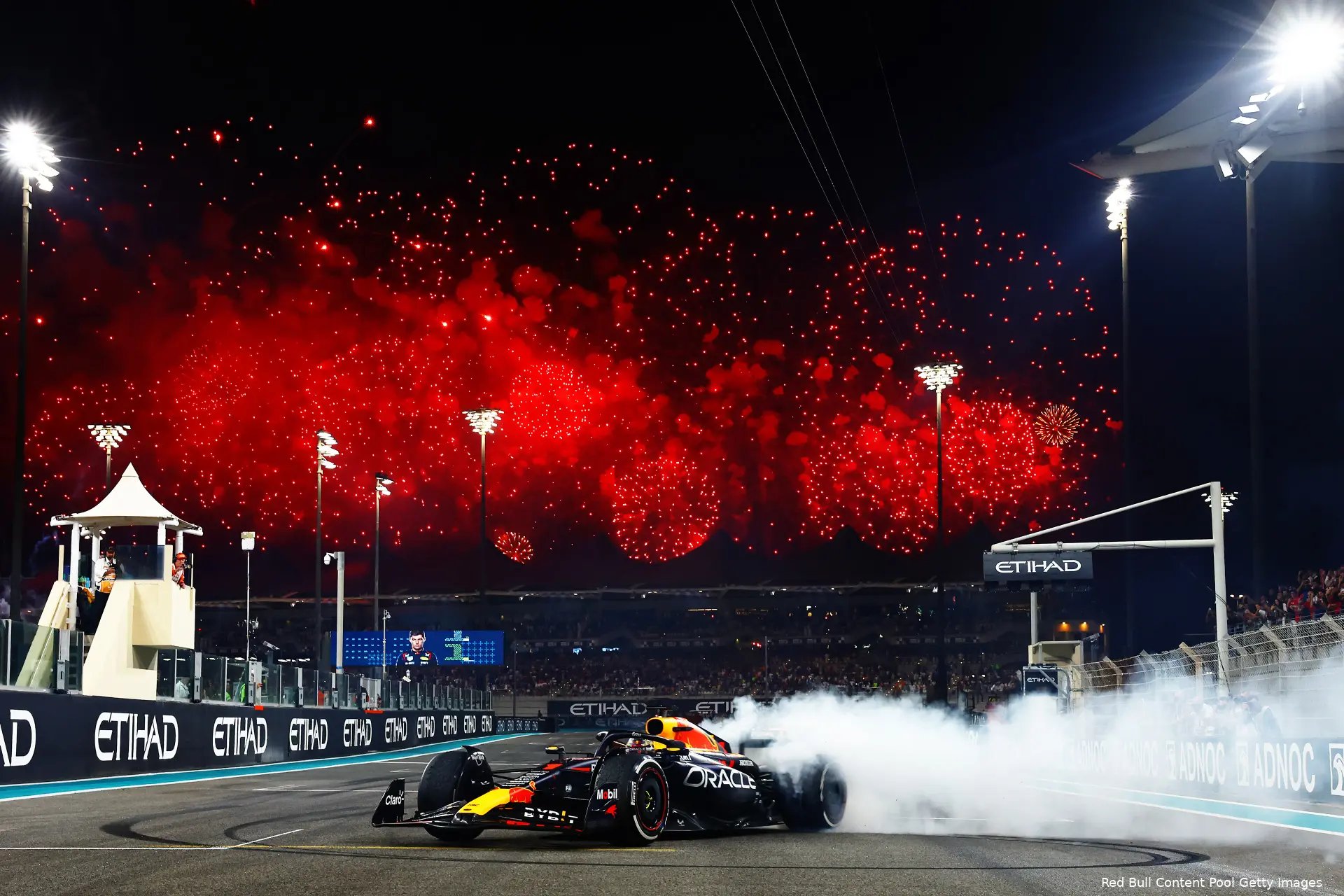 max verstappen redbullracing abudhabi