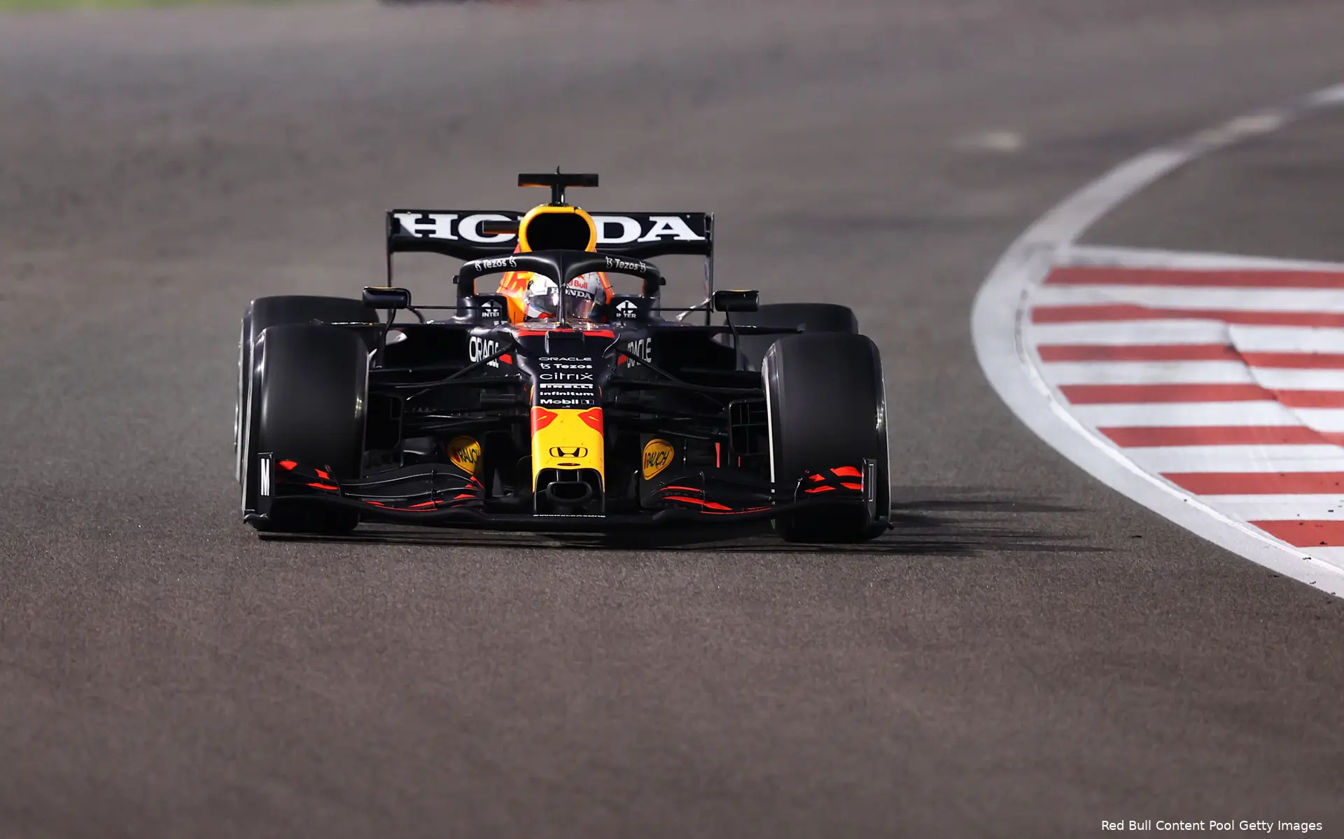 verstappen abudhabi2021 redbull